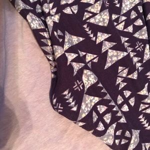 LulaRoe S Irma & OS leggings-perfect match